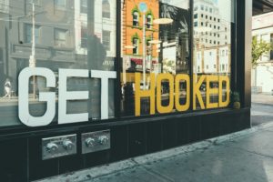 3 Benefits of Window Graphics for Businesses
